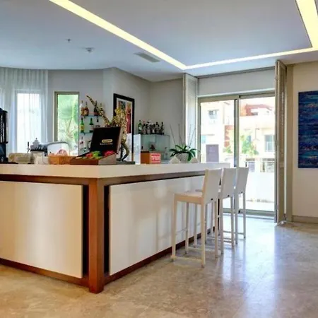 Sundance 4* טורגוטריס