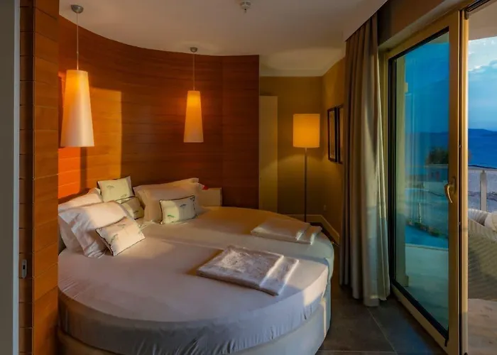 Sundance Hotel 4*