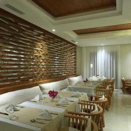 Sundance Hotell Turgutreis