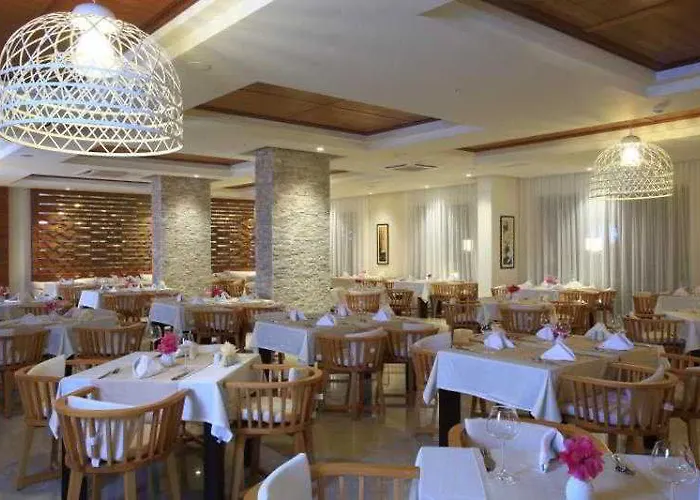 Sundance Hotell 4*