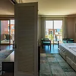 Sundance 호텔 4*
